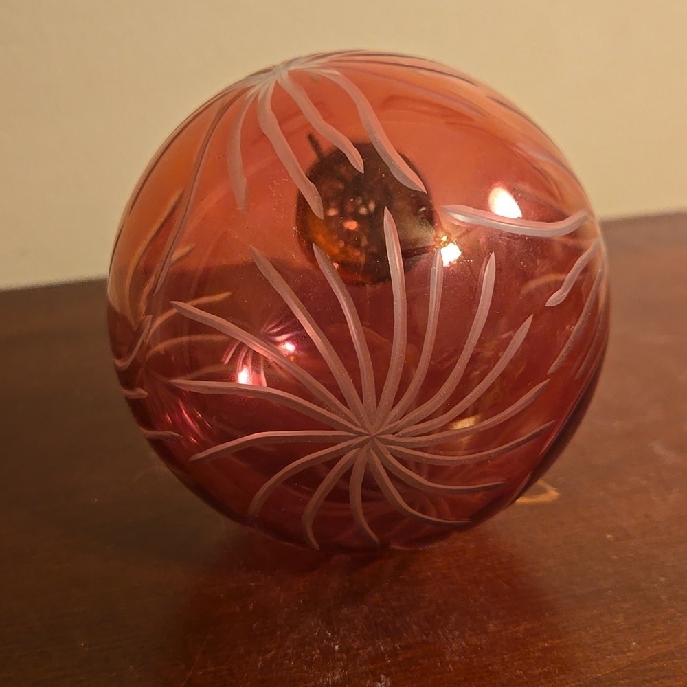 Cranberry Glass Etched Kugel Ornament 5 inches tall - Picture 5 of 5